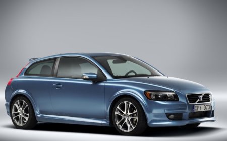 Volvo C30 Alınır mı ? Volvo C30 Kullanıcı Yorumları ?